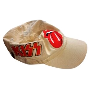 NEWHATTAN Beige Red Cap KISS Rolling Stones Black Sabbath Logos Vintage O/S